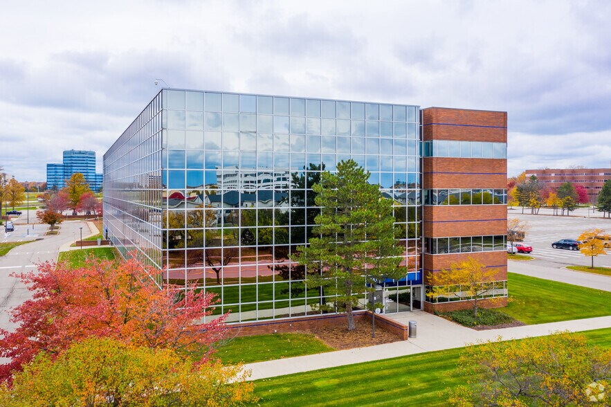 More Photos Of 100 Galleria Officentre, Southfield Office For Sale