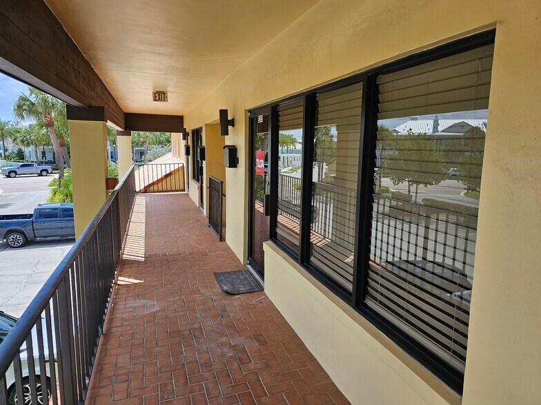 More Photos Of 725 N Hwy A1A, Jupiter Medical For Lease