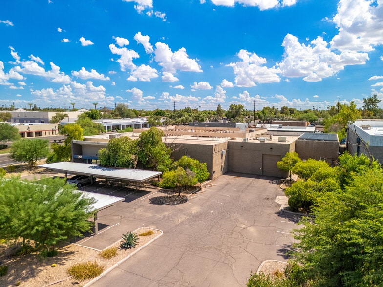 More Photos Of 1005 W Geneva Dr, Tempe Industrial For Lease