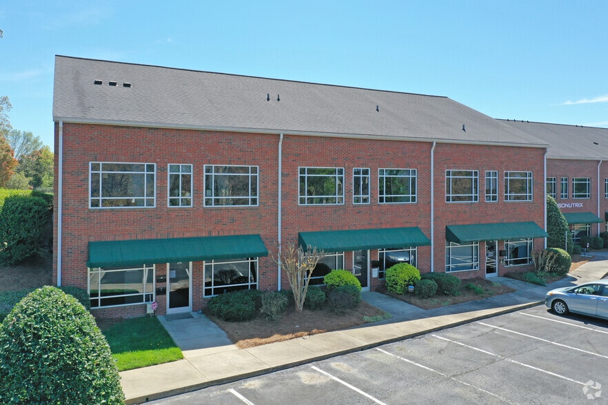 More Photos Of 5500 Adams Farm Ln, Greensboro Medical For Sale