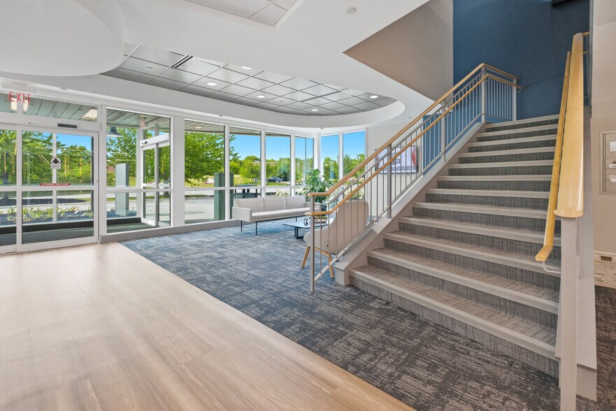 More Photos Of 51 Performance Dr, Weymouth Medical For Lease