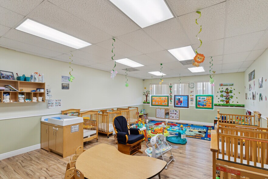 More Photos Of 1550 NE 147th St, North Miami Daycare Center For Sale