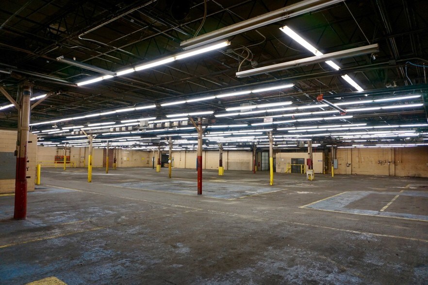 More Photos Of 535 Macon St, McDonough Manufacturing For Lease