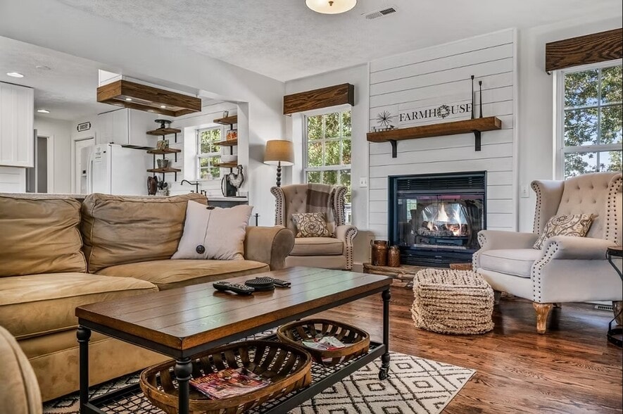 More Photos Of 1249 Gulf Rd, Spencer Golf Course Driving Range For Sale