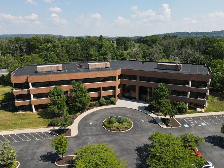 More Photos Of 3773 Corporate Pky, Center Valley Office For Lease