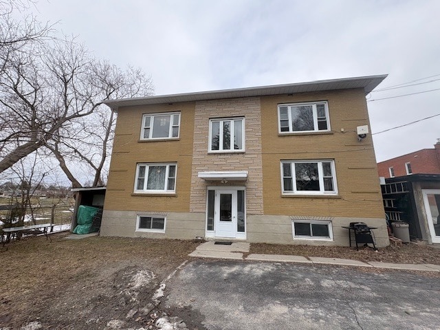 More Photos Of 28 McColl St, Trenton Apartments For Sale