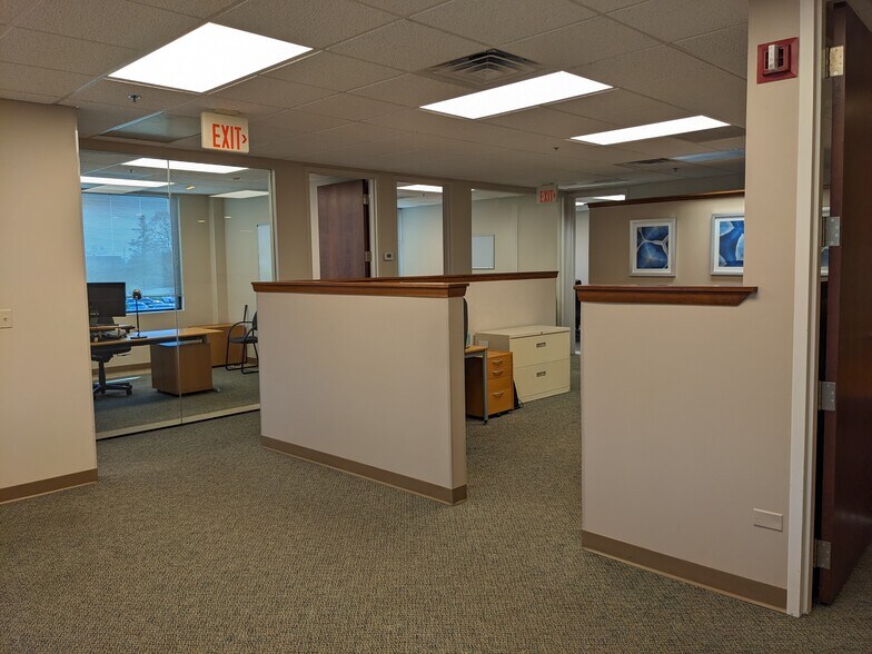 More Photos Of 1749 S Naperville Rd, Wheaton Medical For Sale