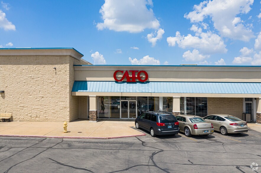 More Photos Of 11307 Garnett Rd, Tulsa Unknown For Lease