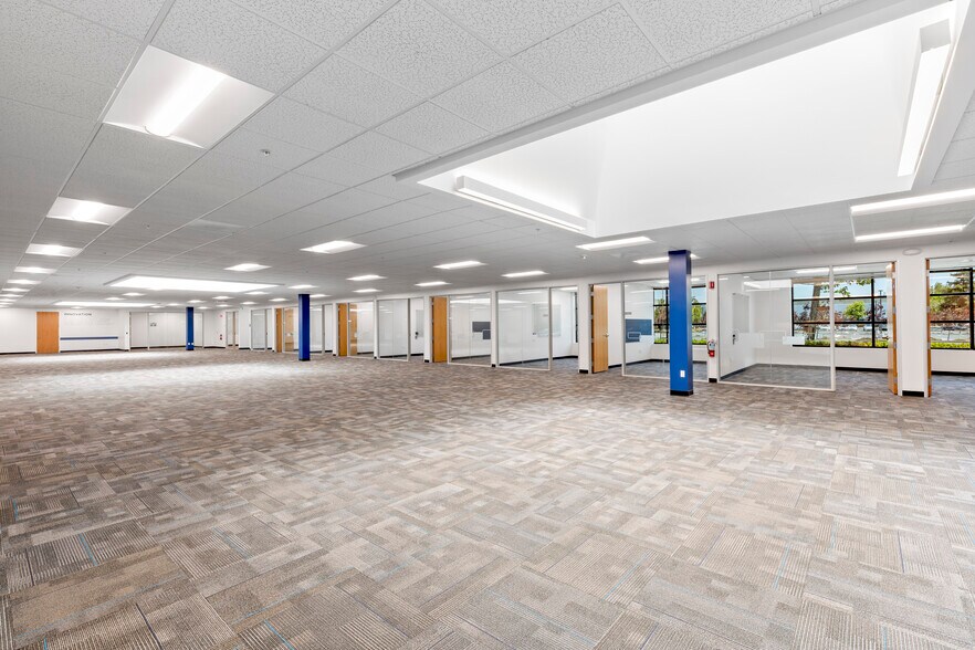 More Photos Of 6607-6657 Kaiser Dr, Fremont Light Manufacturing For Lease