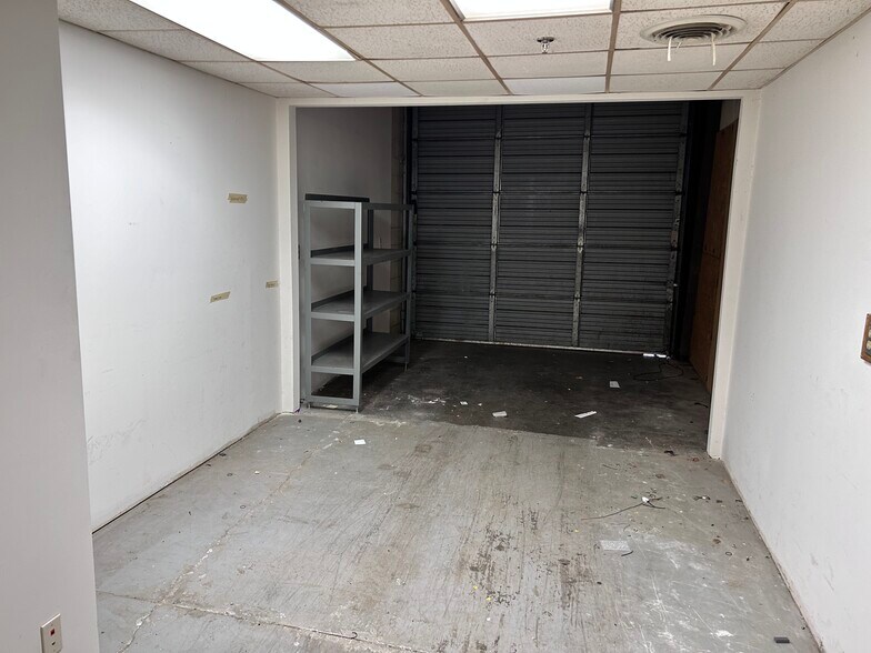 More Photos Of 526-540 Enterprise Dr, Erlanger Light Manufacturing For Lease