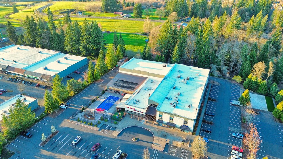 More Photos Of 37095 Us-26 Hwy, Sandy Health Club For Sale