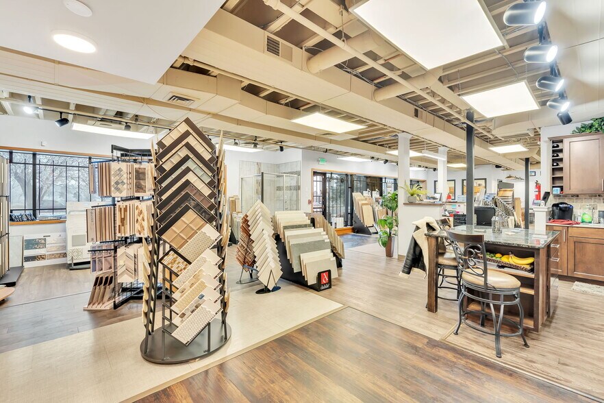 More Photos Of 2170-2180 Victor Pl, Colorado Springs Warehouse For Sale