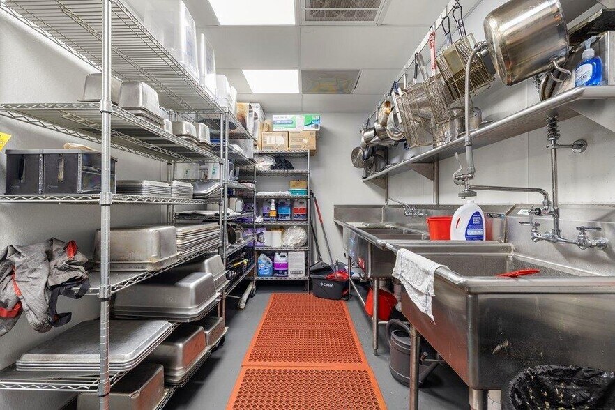 More Photos Of 3512 South St, Nacogdoches Fast Food For Sale