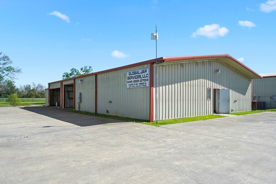 More Photos Of 9335 FM 1960, Dayton Warehouse For Sale