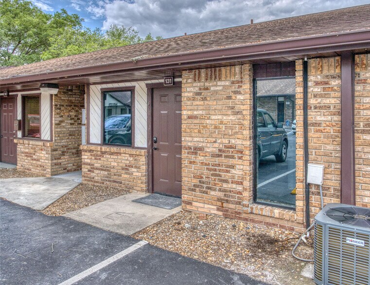 More Photos Of 415 Montgomery Rd, Altamonte Springs Office Residential For Sale