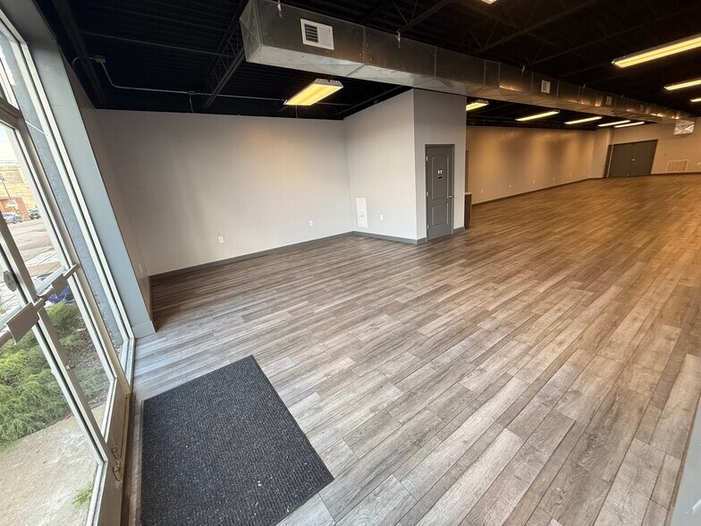 More Photos Of 230 W Baltimore St, Jackson Office For Lease