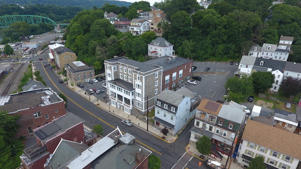 More Photos Of 75 S Main St, Phillipsburg Office For Lease