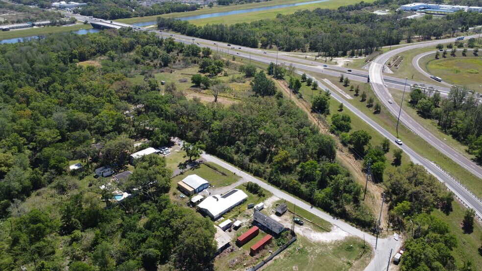 More Photos Of 9031 122nd Ave, Tampa Warehouse For Lease