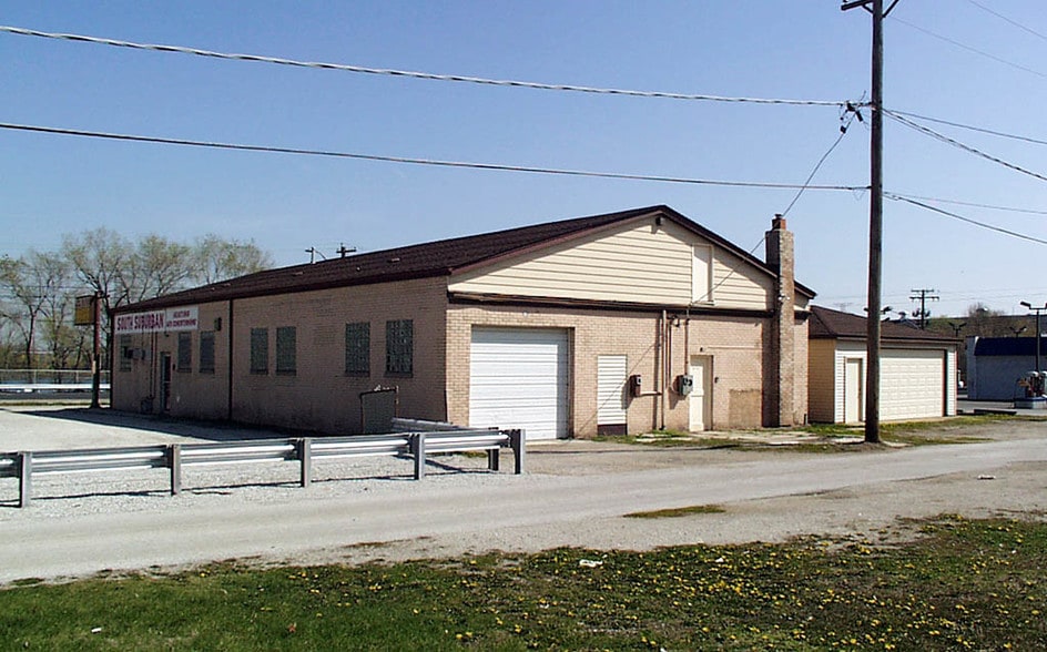More Photos Of 747 E 142nd St, Dolton Flex For Sale