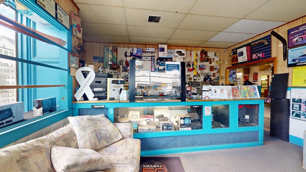 More Photos Of 101 Nash Rd, New Bedford Storefront For Sale