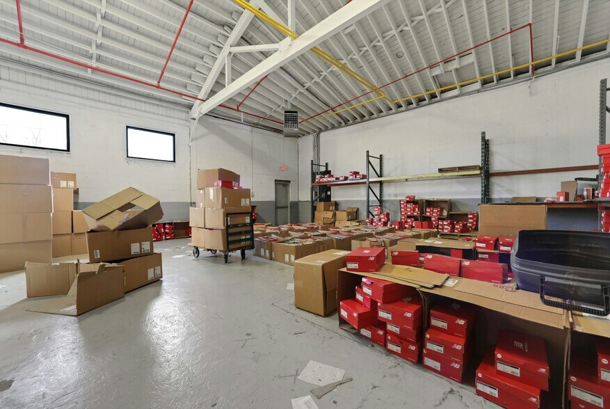 More Photos Of 160 Gregg St, Lodi Warehouse For Lease