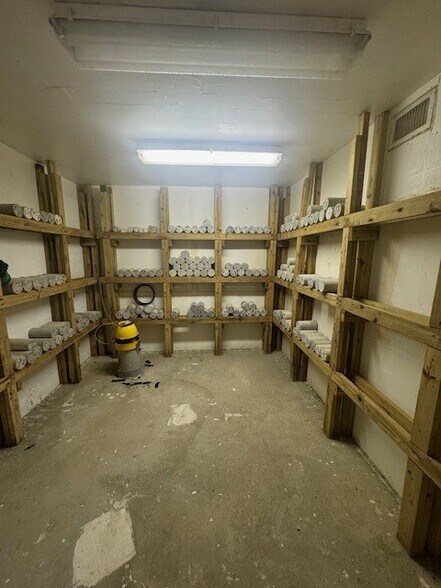 More Photos Of 615 SW Biltmore St, Port Saint Lucie Warehouse For Sale