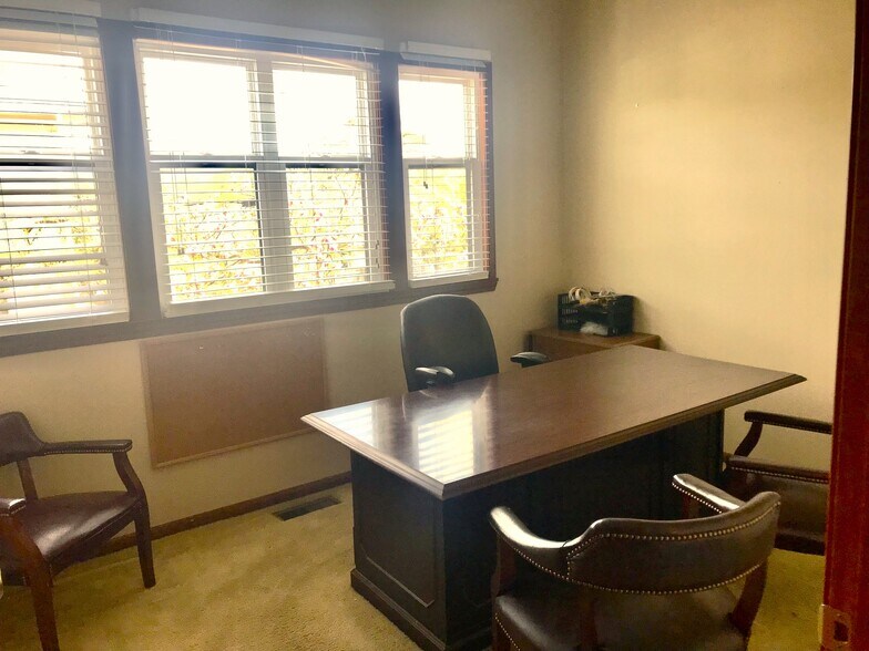 More Photos Of 4920 Reed Rd, Columbus Loft Creative Space For Lease