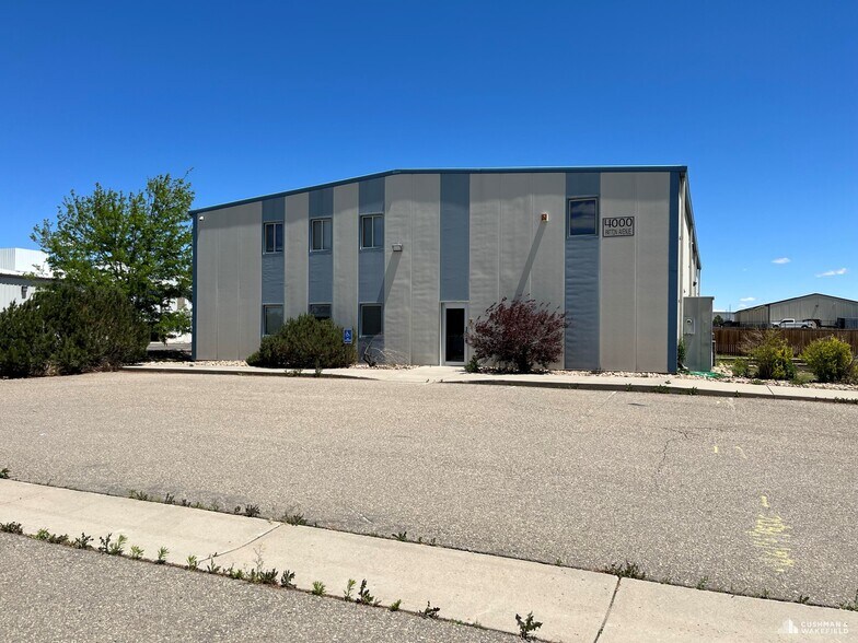More Photos Of 4000 Patton Ave, Loveland Industrial For Lease