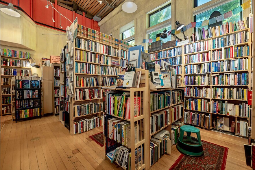 More Photos Of 107 Bank St, Grass Valley Storefront For Sale