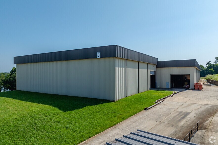 More Photos Of 121 Alsonia St, Estill Springs Unknown For Lease