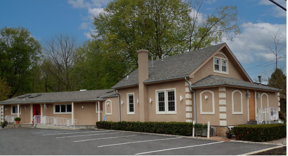 Primary Photo Of 419 Country Road 513, Califon Restaurant For Sale
