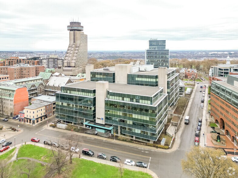 More Photos Of 425-475 Rue Jacques-Parizeau, Québec Office For Lease