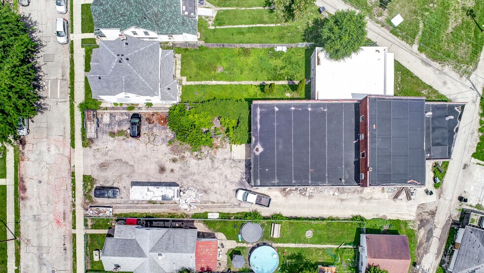 More Photos Of 38 McReynolds St, Dayton Warehouse For Sale