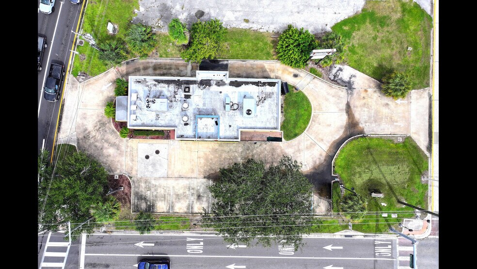 More Photos Of 12 N Washington Ave, Titusville Fast Food For Sale