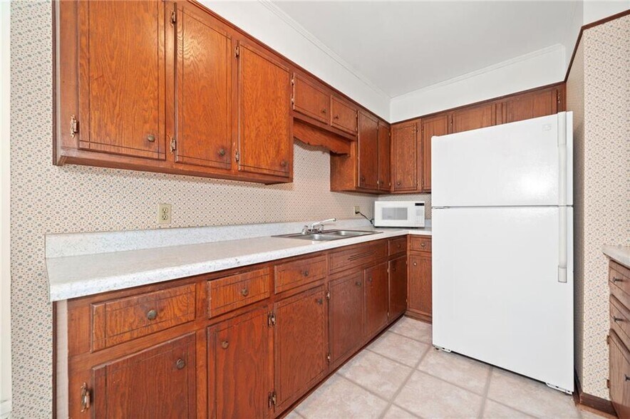 More Photos Of 8695 Knox Bridge Hwy, Canton Specialty For Sale