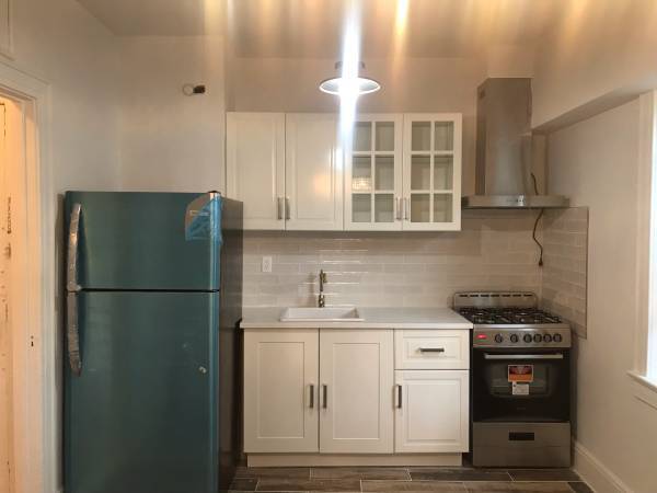 More Photos Of 9815 34th Ave, Corona Apartments For Sale