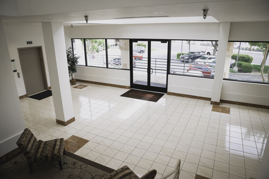 More Photos Of 4701 Sisk Rd, Modesto Office For Lease