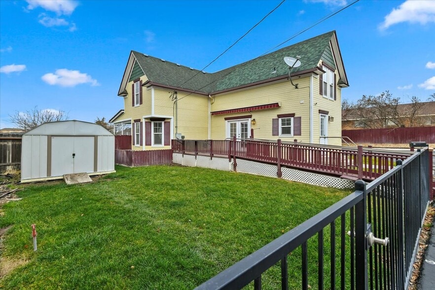 More Photos Of 520 16th Ave N, Nampa Office Residential For Sale