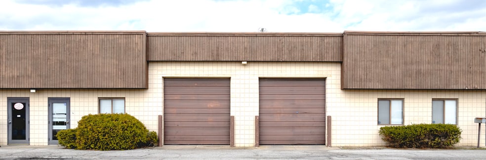 Primary Photo Of 5222-5232 Tractor Rd, Toledo Unknown For Lease