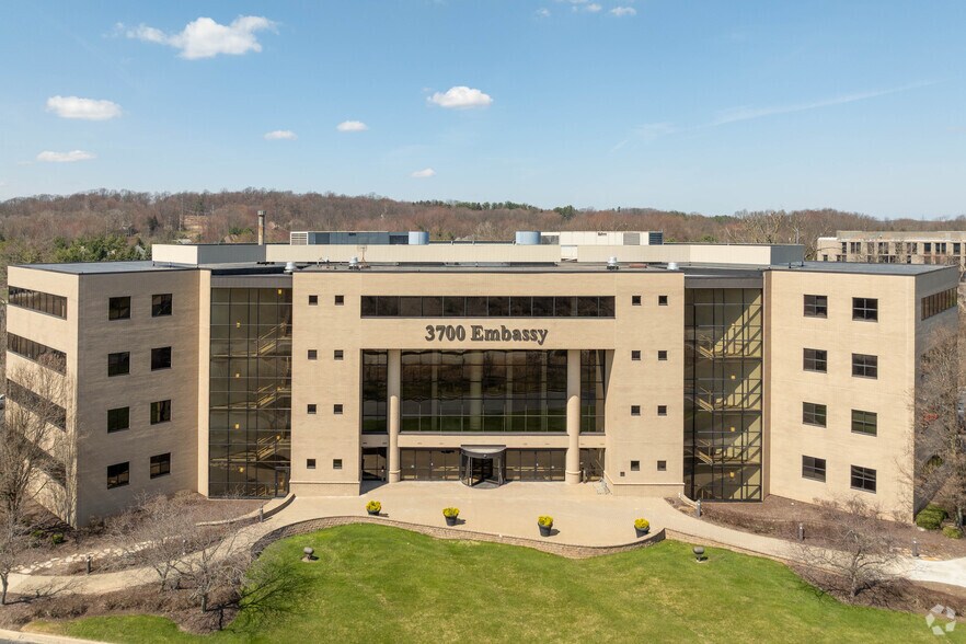 More Photos Of 3700 Embassy Pky, Akron Office For Lease