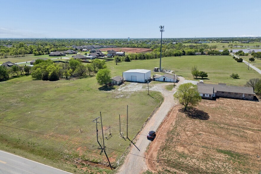 More Photos Of 11113 S Sunnylane Rd, Oklahoma City Warehouse For Sale