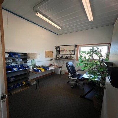 More Photos Of 5140 W US 20, Galena Showroom For Sale