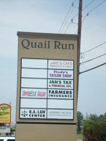 More Photos Of 2200-2234 W Houston St, Broken Arrow Unknown For Lease