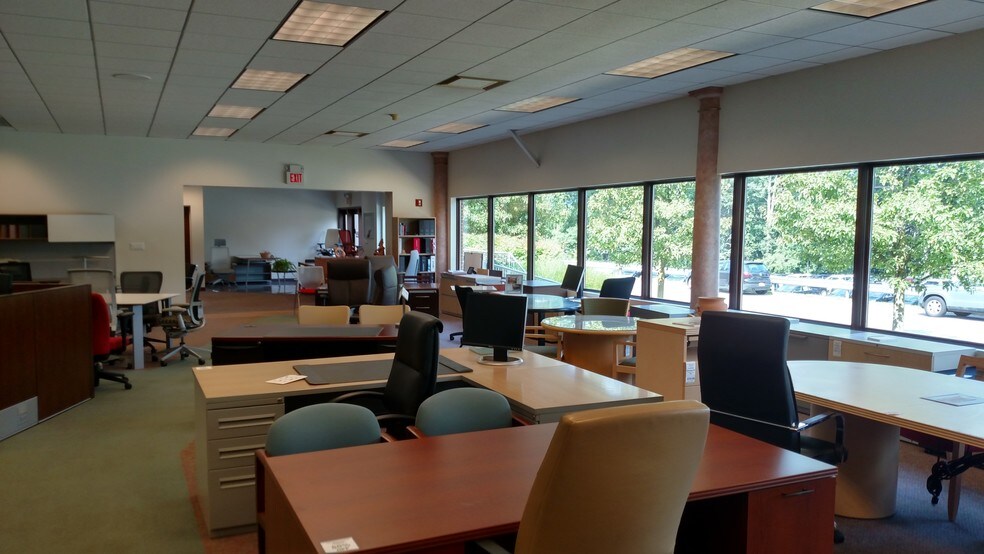 More Photos Of 333 Adams St, Bedford Hills Light Distribution For Lease