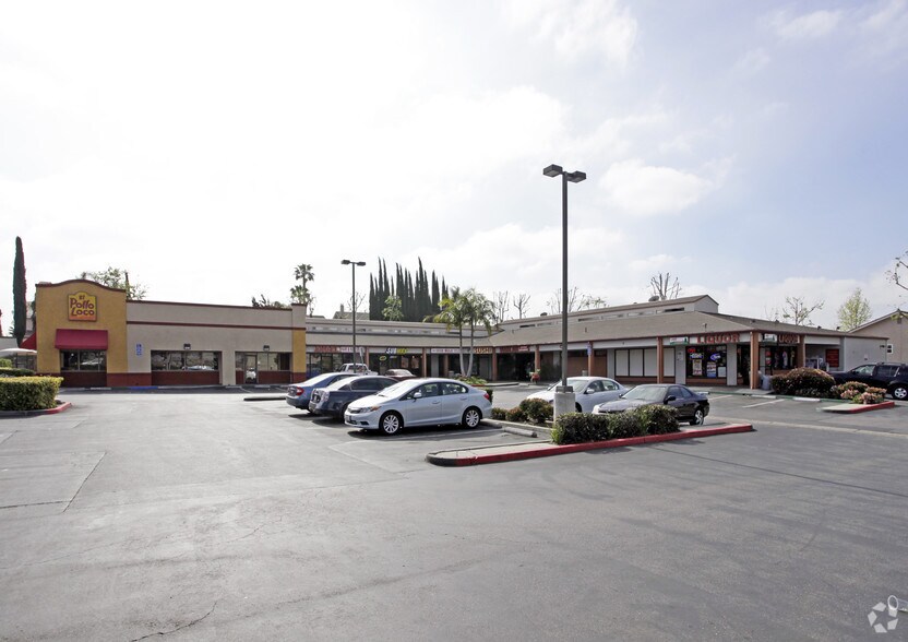 More Photos Of 21212 Bake Pky, Lake Forest Storefront For Lease