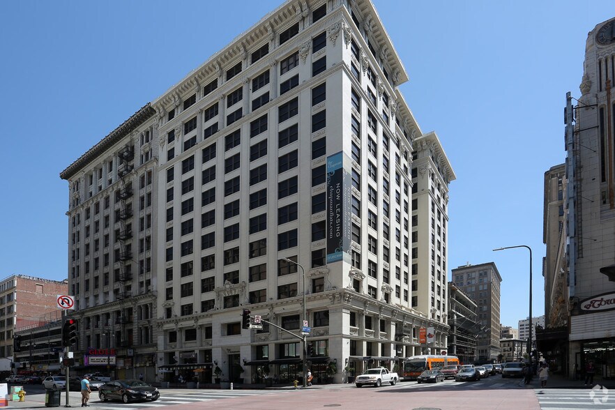 More Photos Of 750-762 S Broadway, Los Angeles Apartments For Lease