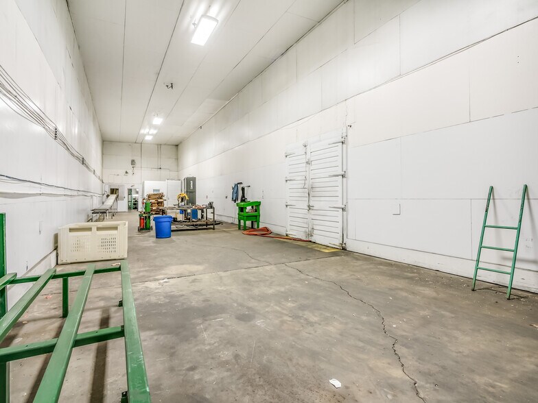 More Photos Of 661 L St, Sanger Refrigeration Cold Storage For Sale