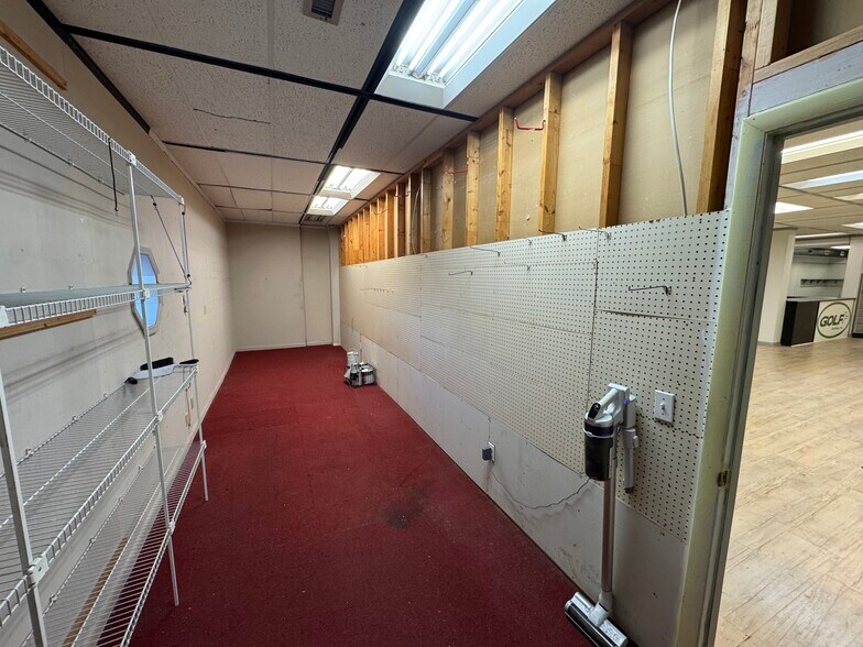 More Photos Of 2571 Montgomery Hwy, Dothan Freestanding For Lease