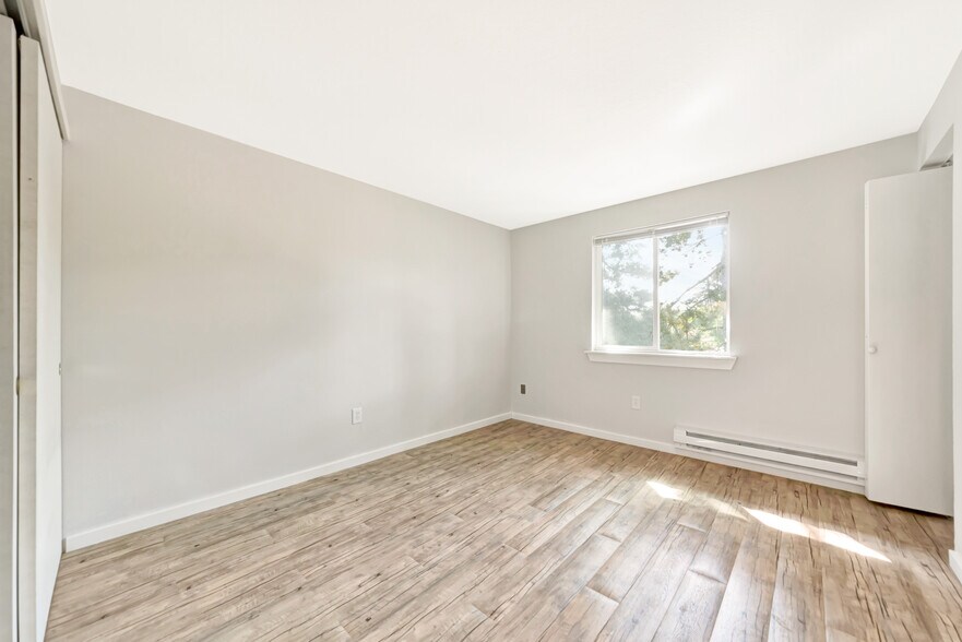 More Photos Of 13410 SE Powell Blvd, Portland Apartments For Sale