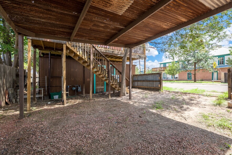 More Photos Of 100 W Murphy St, Alpine General Retail For Sale